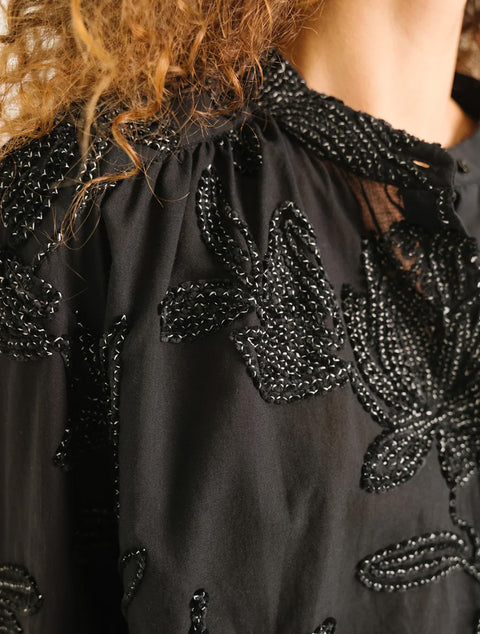Blouse brodée Ella Velvet – Sacrécoeur